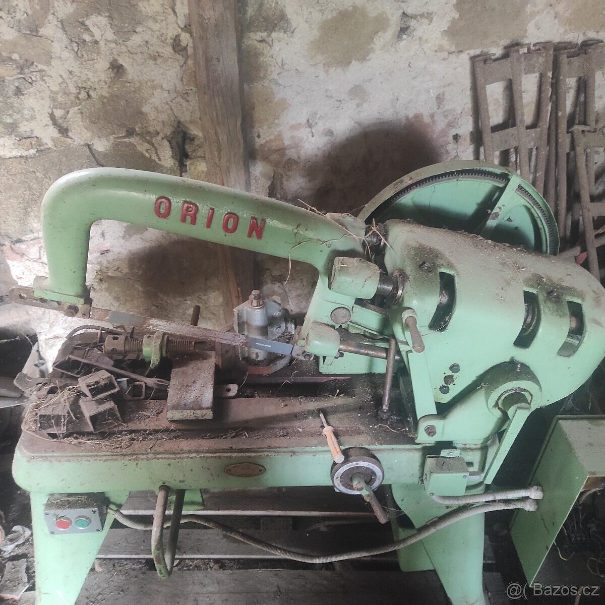 Strojní pila na kov