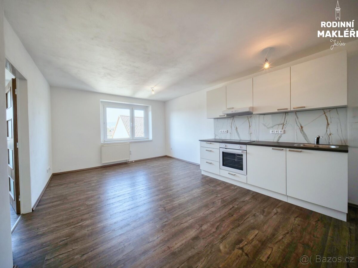 Pronájem bytu 2+kk, Malé náměstí 190, Broumov