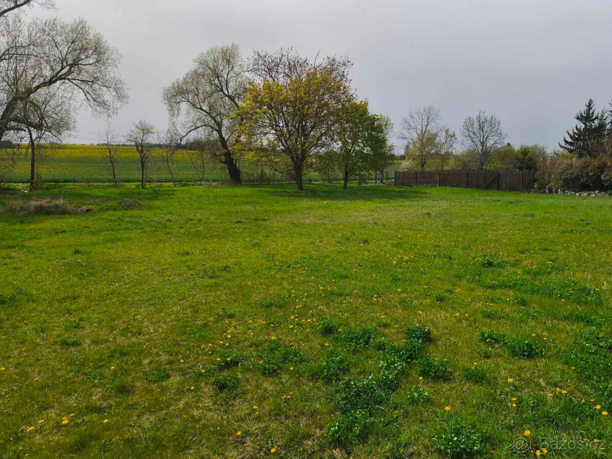 Ideální Parcela se St.Povolením v nejbližším okolí Prahy.