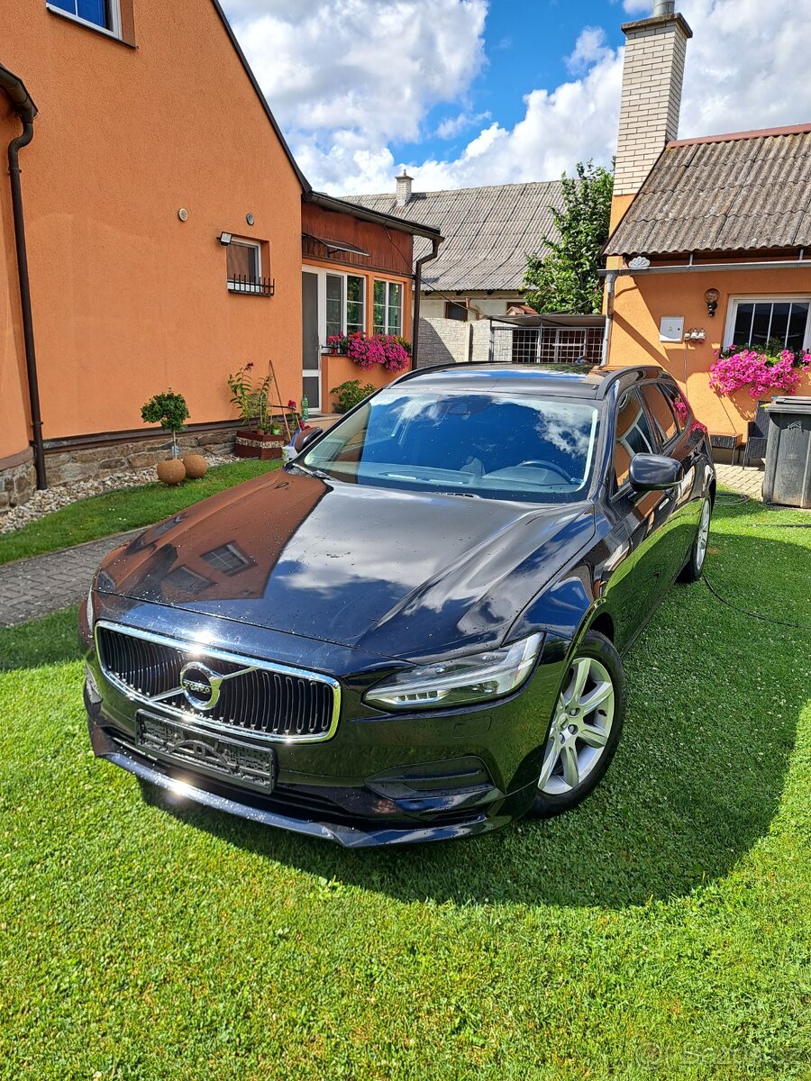 Volvo V90 D4 AWD