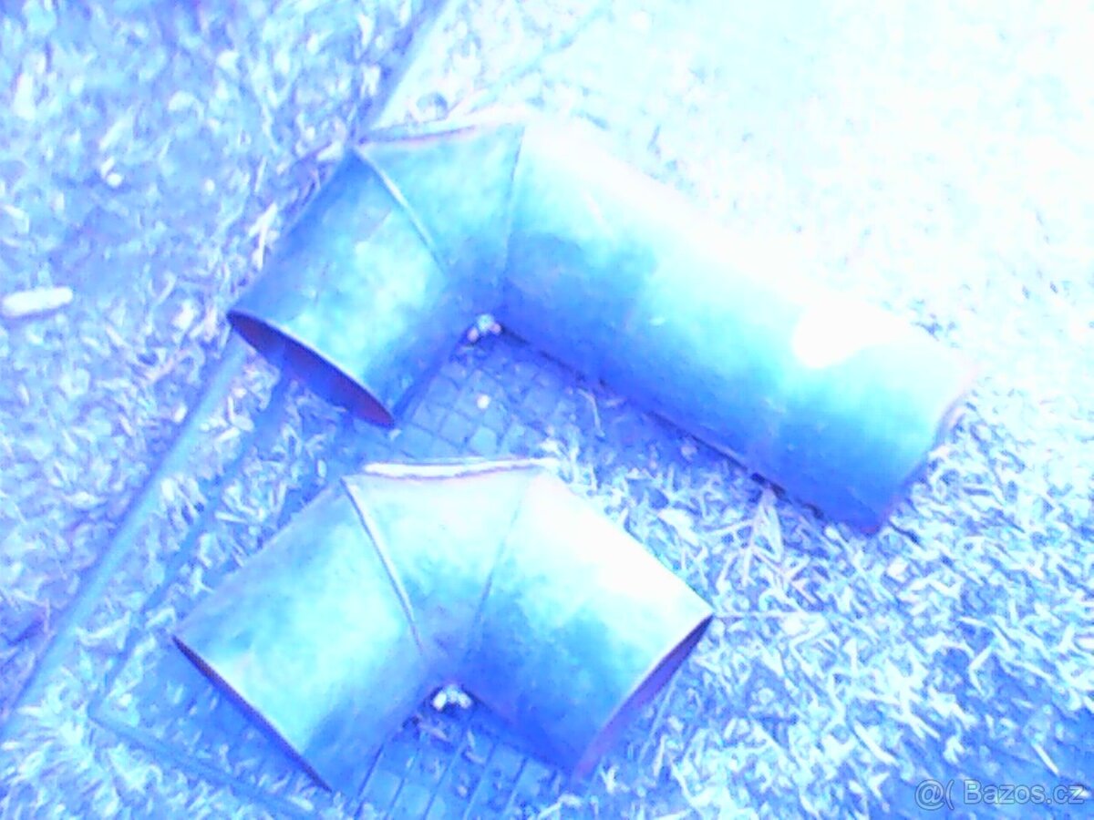2x koleno 145mm vnitřní průměr tl 1,5mm