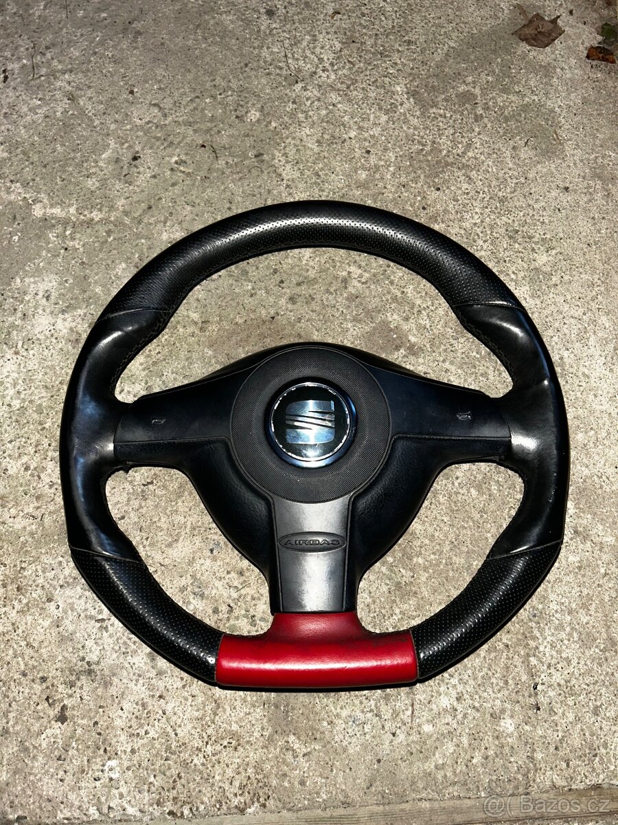 Sportovní volant