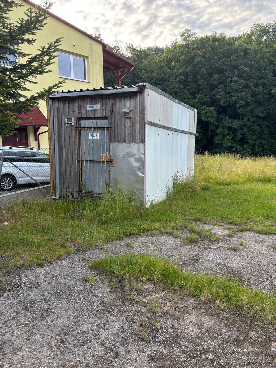 Buňka