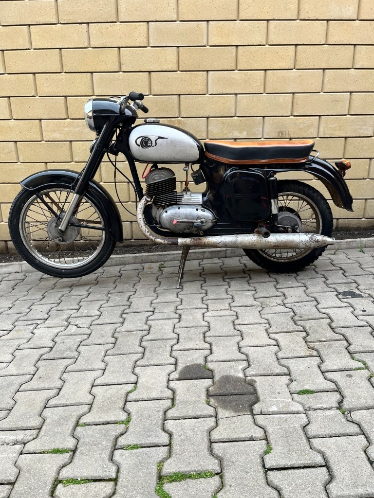 PRODÁM ČZ 175/470 SPORT R.V. 1963