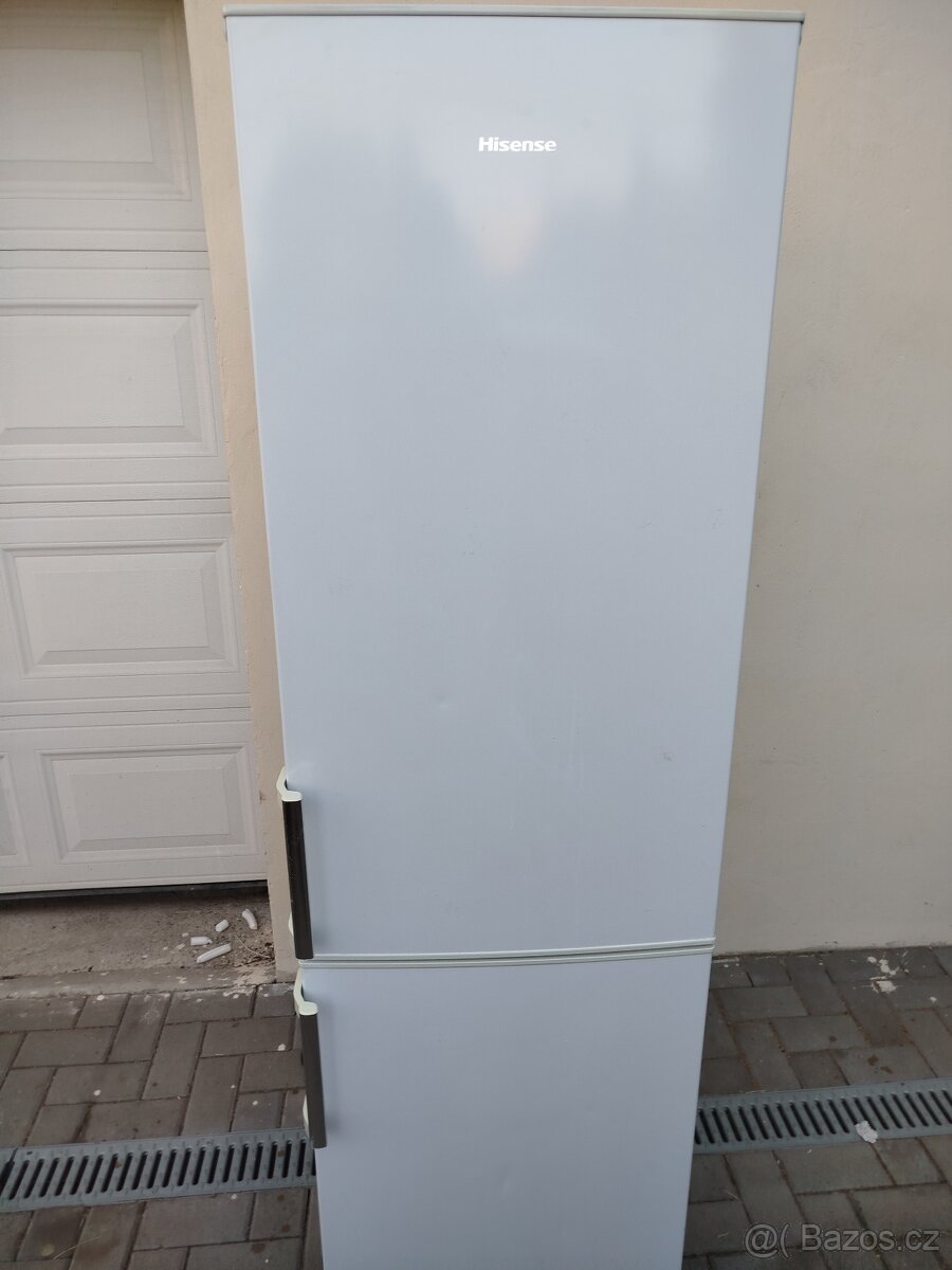 Lednice hisense