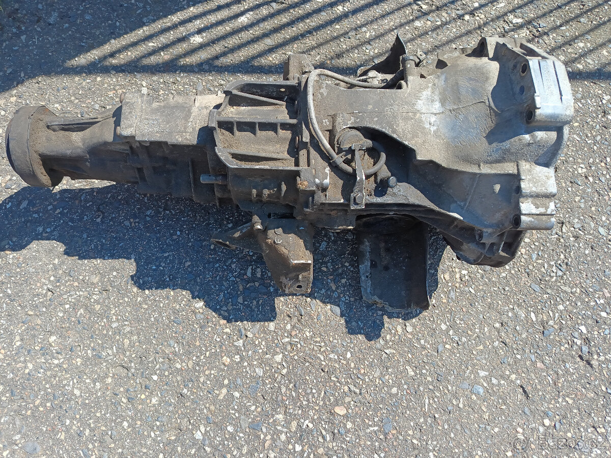 Manuální převodovka Audi A6 2.8 quattro CAB