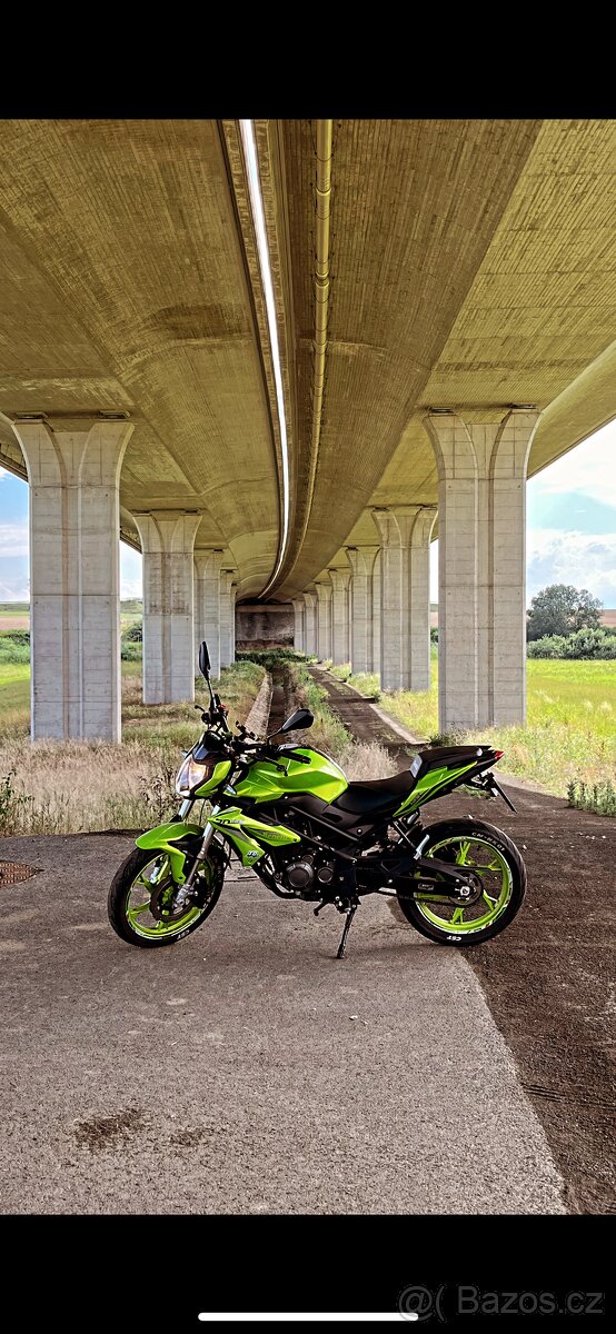 Benelli bn 125