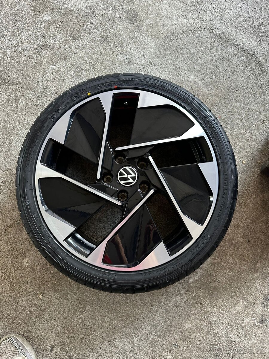 Alu kola R18
