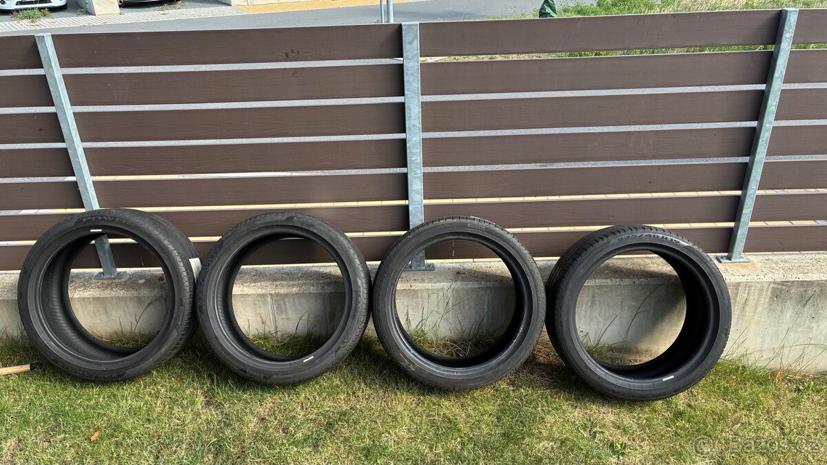 Pneu Pirelli 235/45 R19