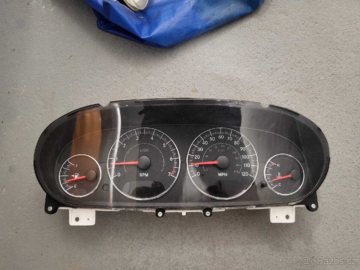Chrysler Sebring, Dodge stratus budíky, přístroje