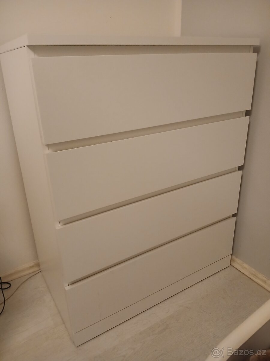 Komoda MALM bíla 4 zásuvky zn.IKEA