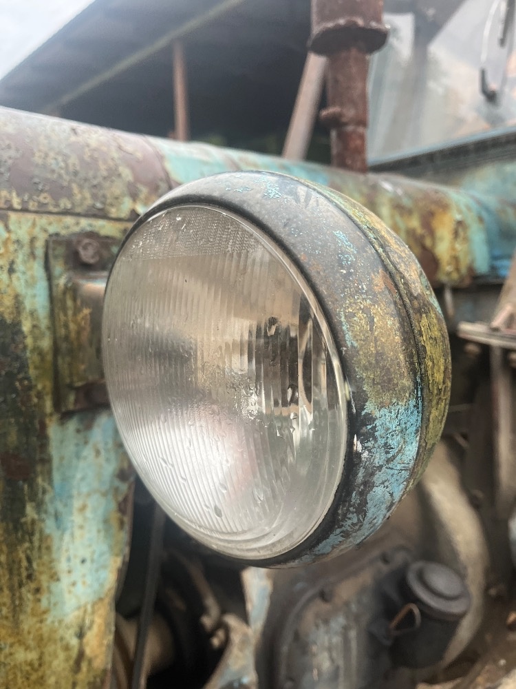 Prodám originál krásné světla s úsměvem na ZETOR25