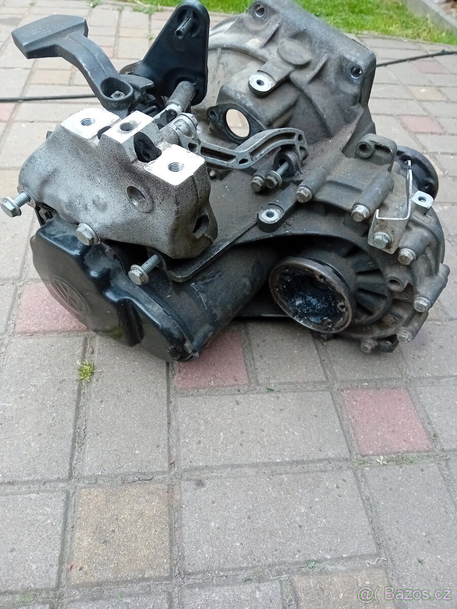 Převodovka golf 6 1.6tdi cayc