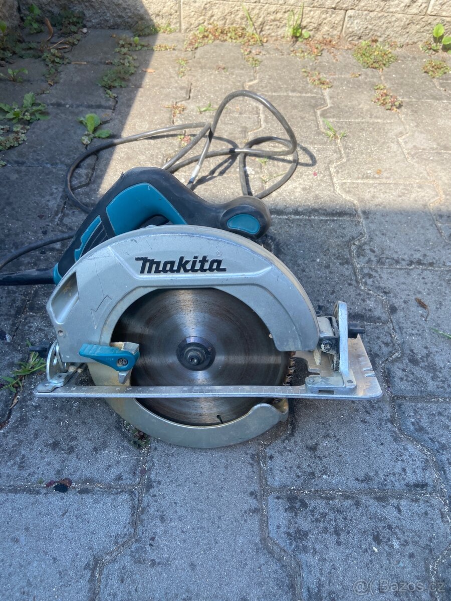 Prodam mafla Makita (rucni kotoucova pila), plne funkcni