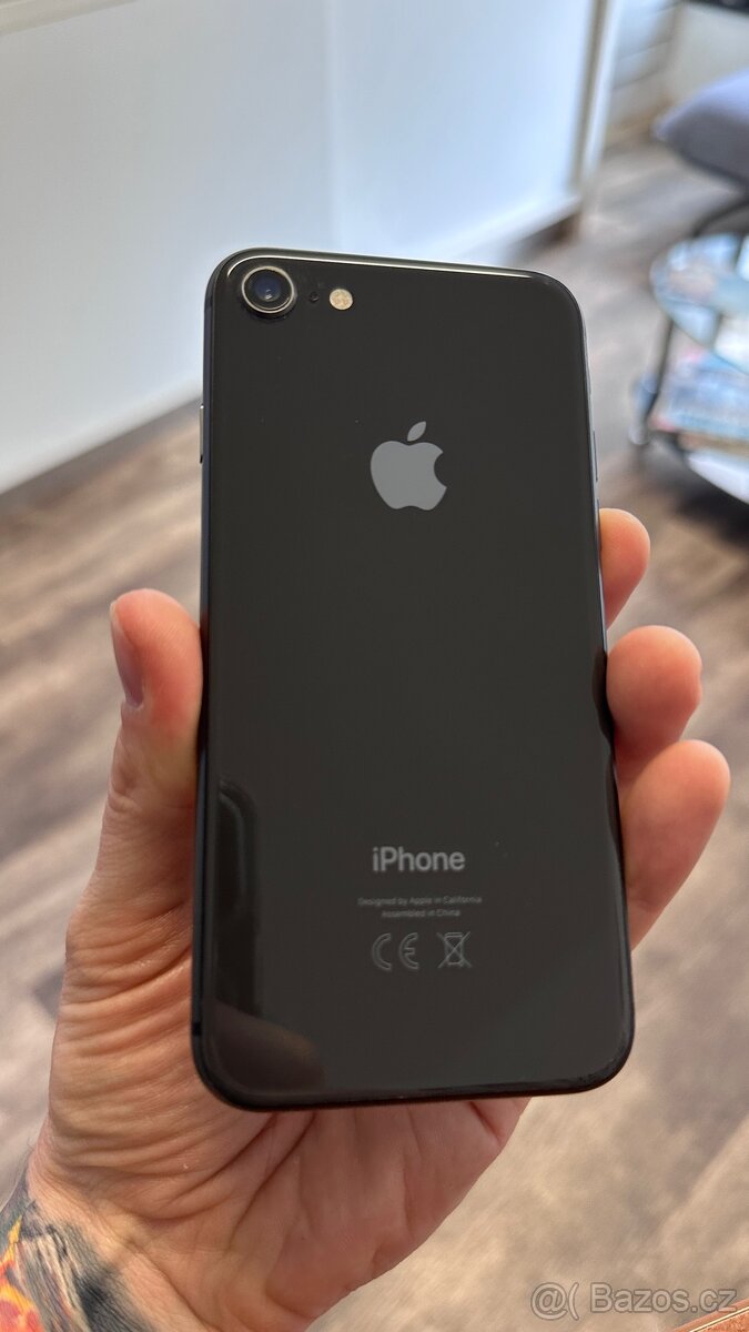 iPhone 8 64Gb