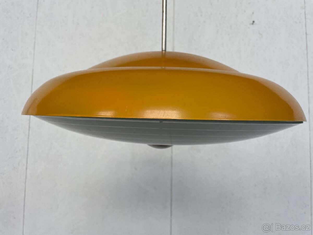Lustr ufo retro