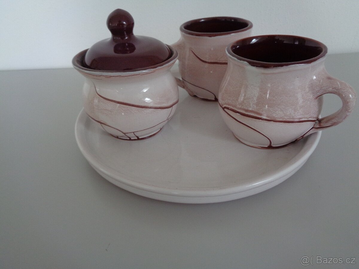 Dekorativní keramická souprava