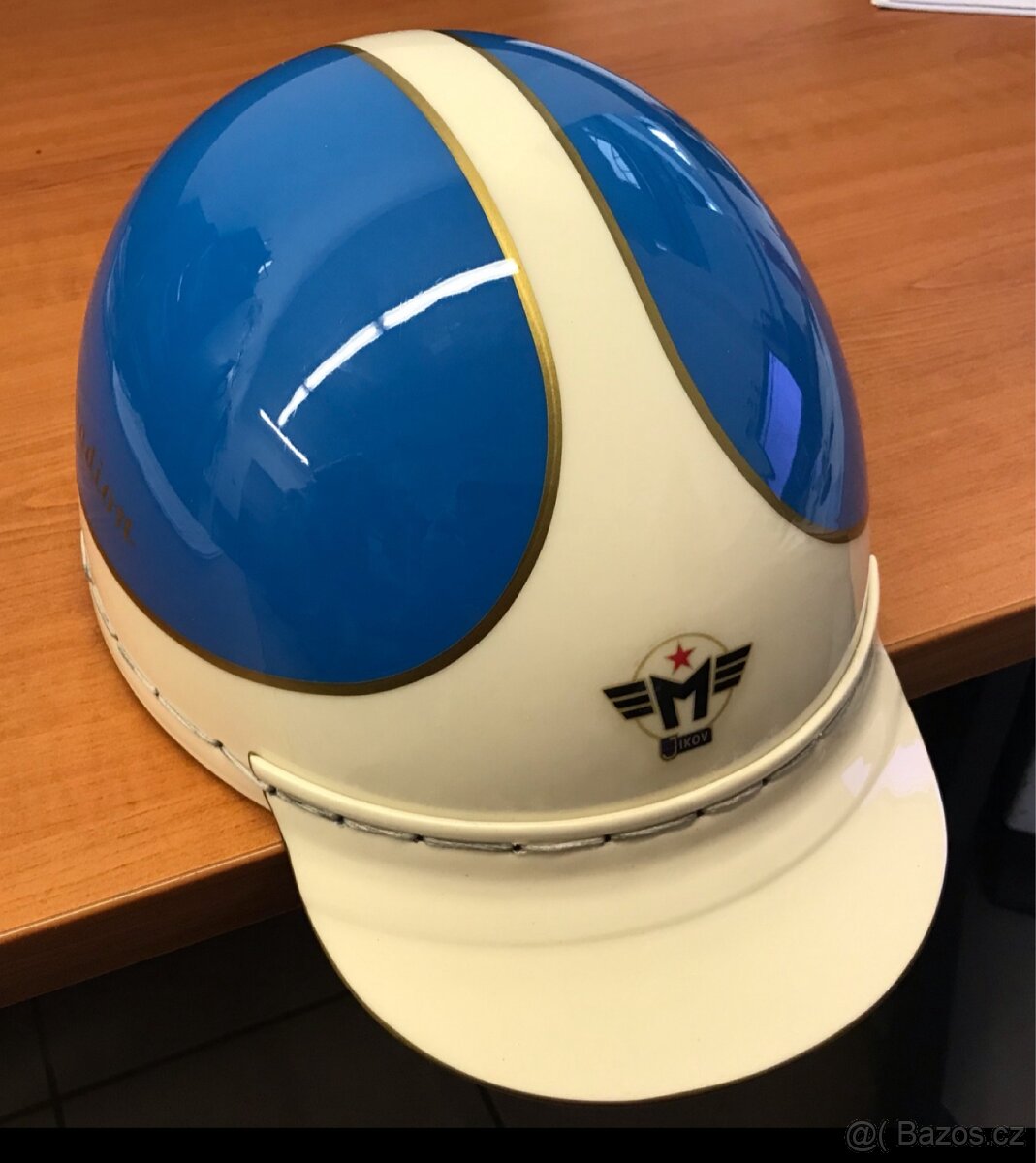 Přilba Kovona Karviná “kokoska”
