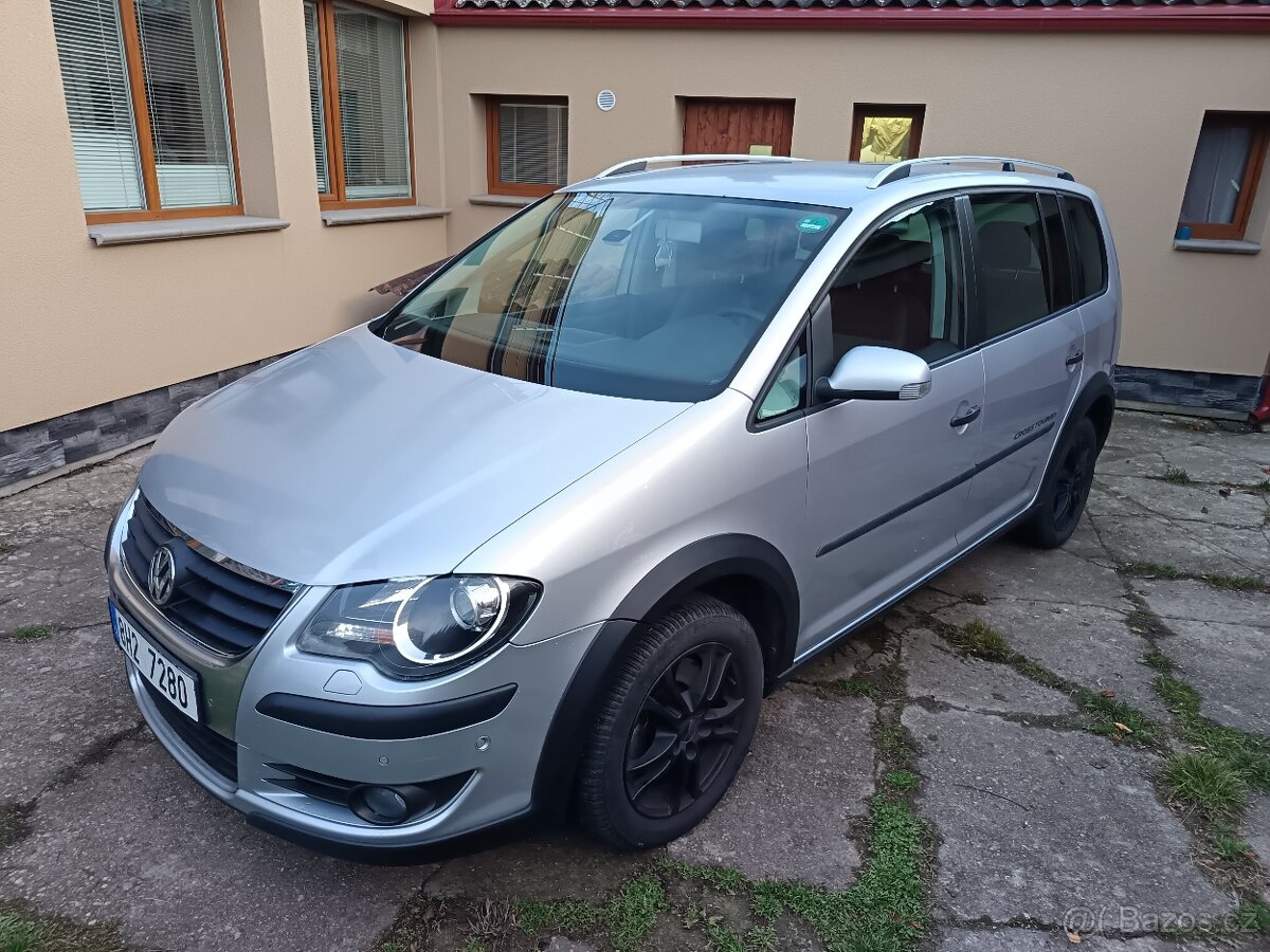 Volkswagen touran cross 2.0 tdi 125kw r.v. 2007