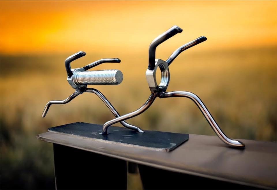 Šroubek honí matičku