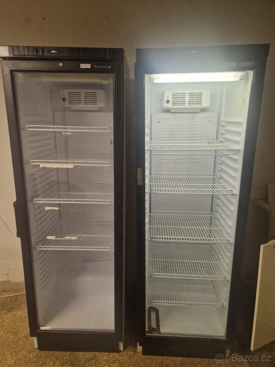 Lednice gastro - chladicí vitrína