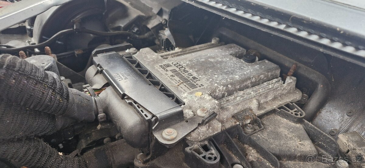 Ridici motorova jednotka audi A8 4E D3 3.0 tdi