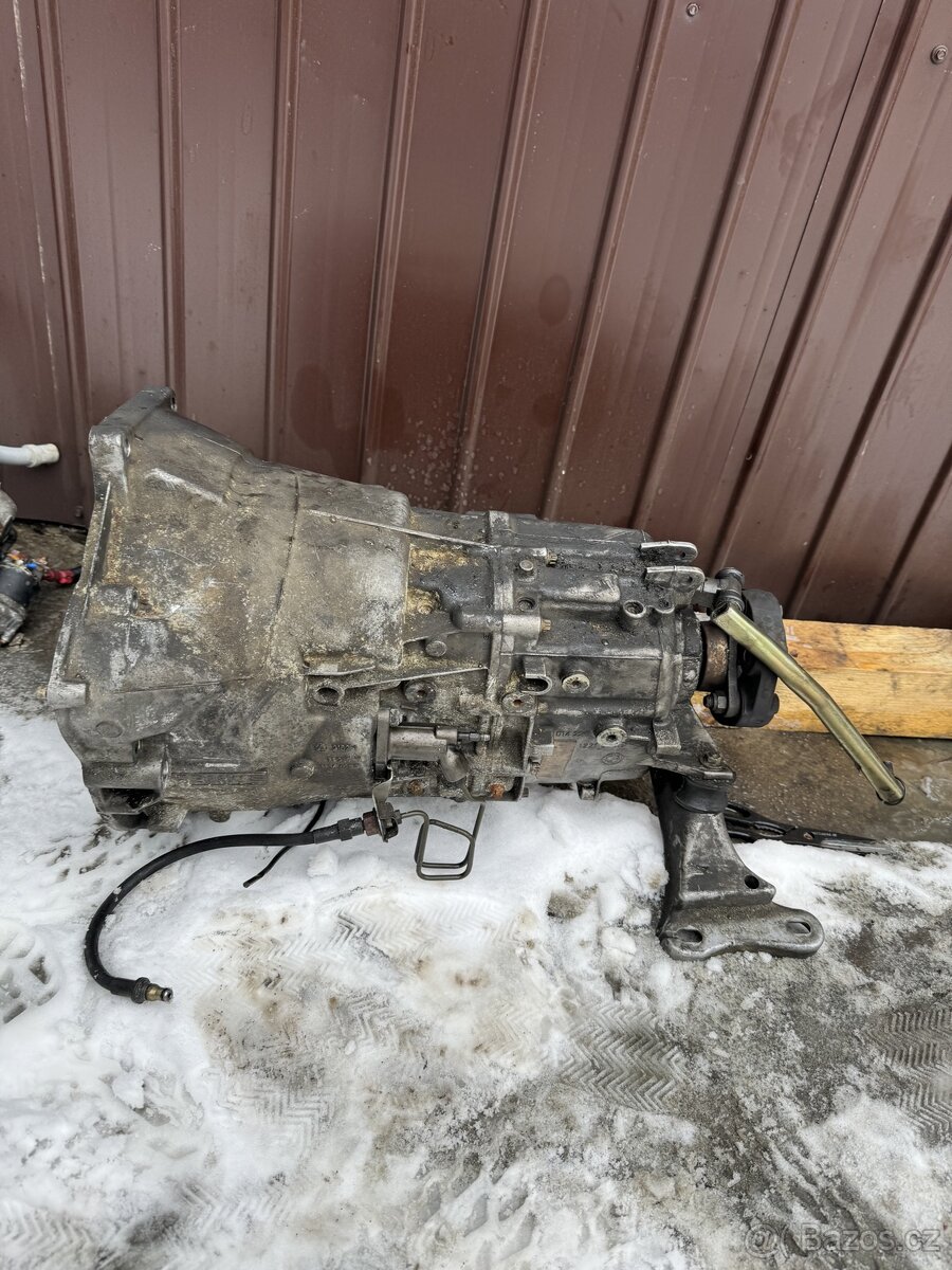 Prodám převodovku na Bmw e46, 320D, Řada 3. 5rychlosti.