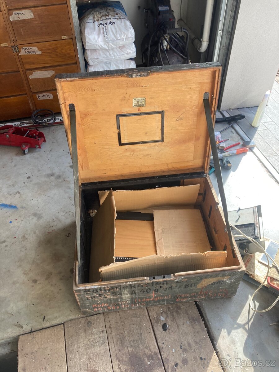 Vojenská bedna/truhla