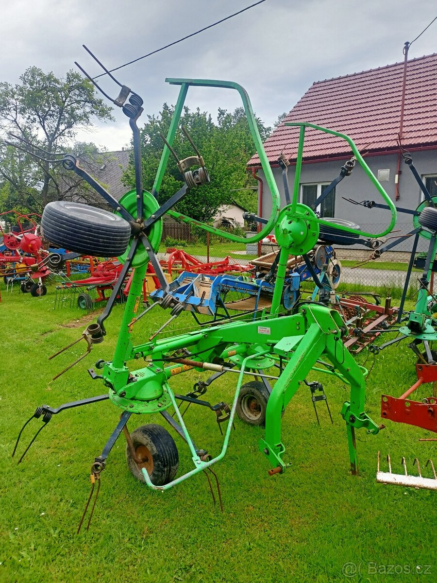 Obraceč sena Deutz-Fahr 5,2 m