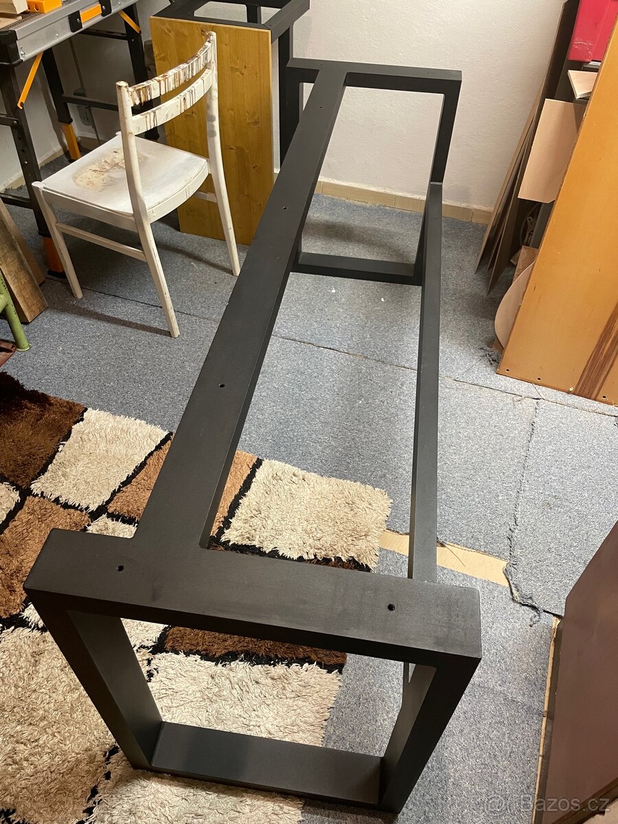 Hliníkový stolový ram 176x51x70