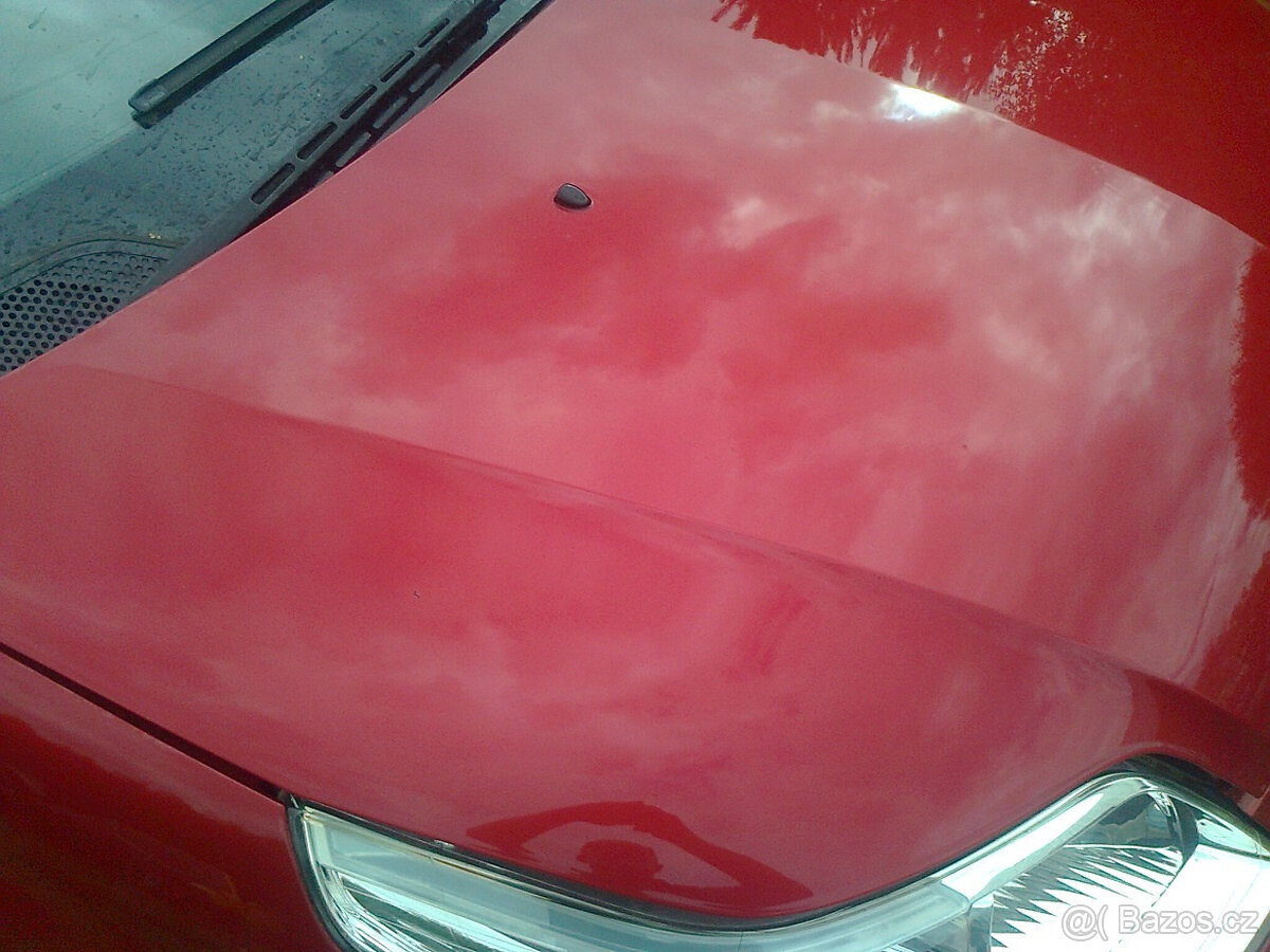 Citroen C4, kapota, do r.8/2008, červ.metal.,colorcode EKQD