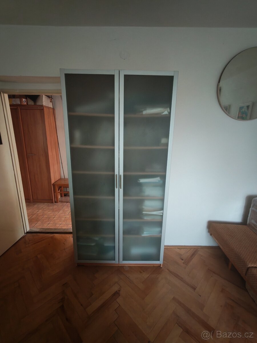 Za odvoz nabízím.