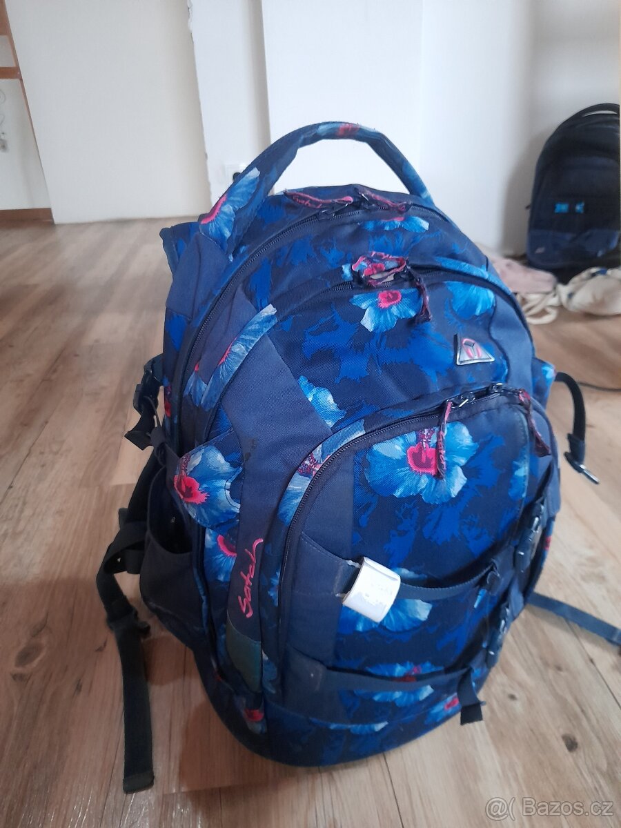 Studenstky batoh / aktovka Ergobag Satch