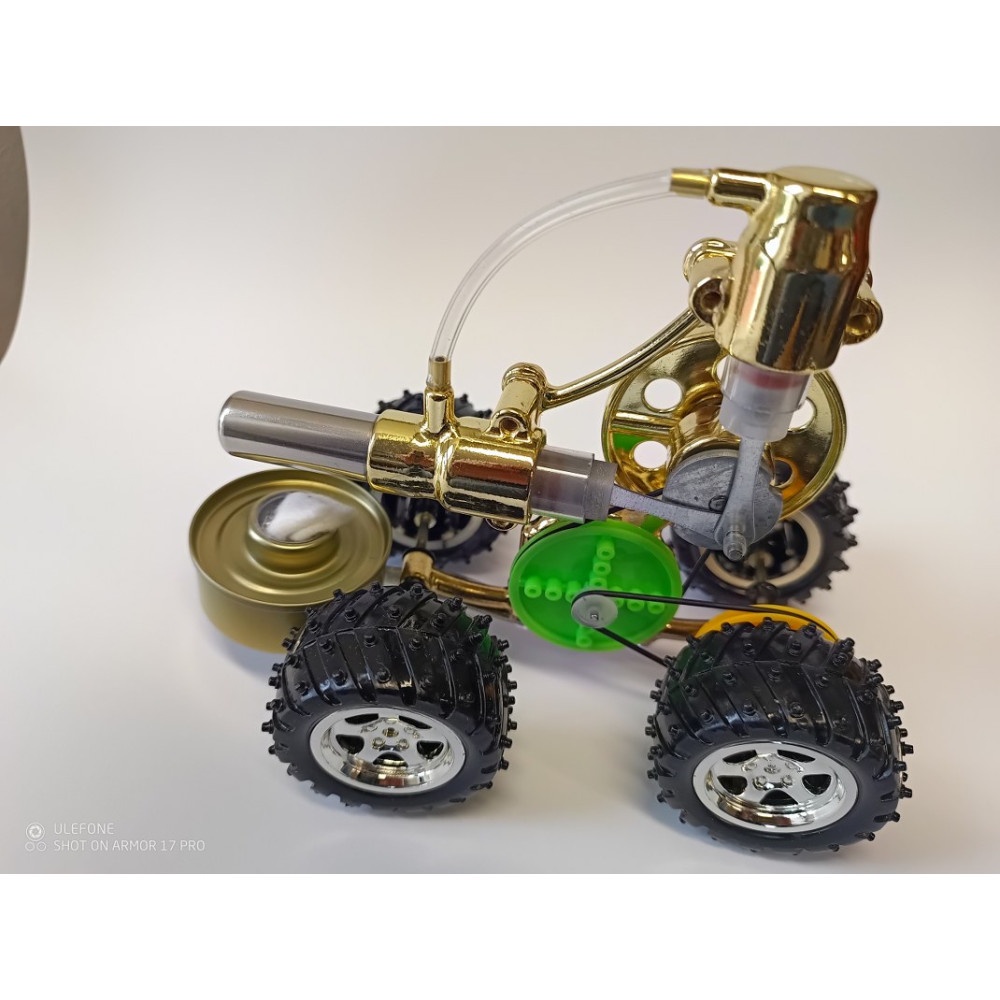 Stirlingův motor na kolečkách