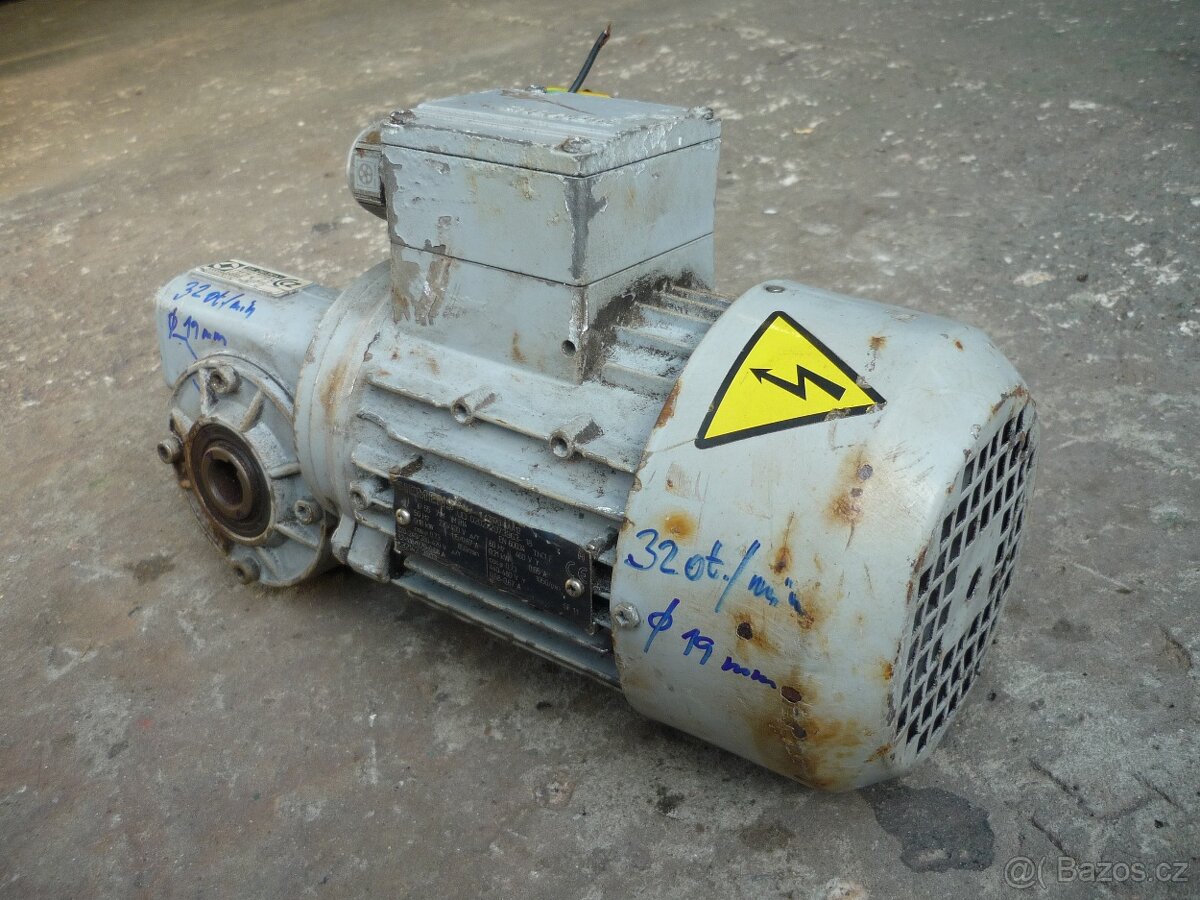 elektropřevodovka 0,18kw/380V /32 ot./min