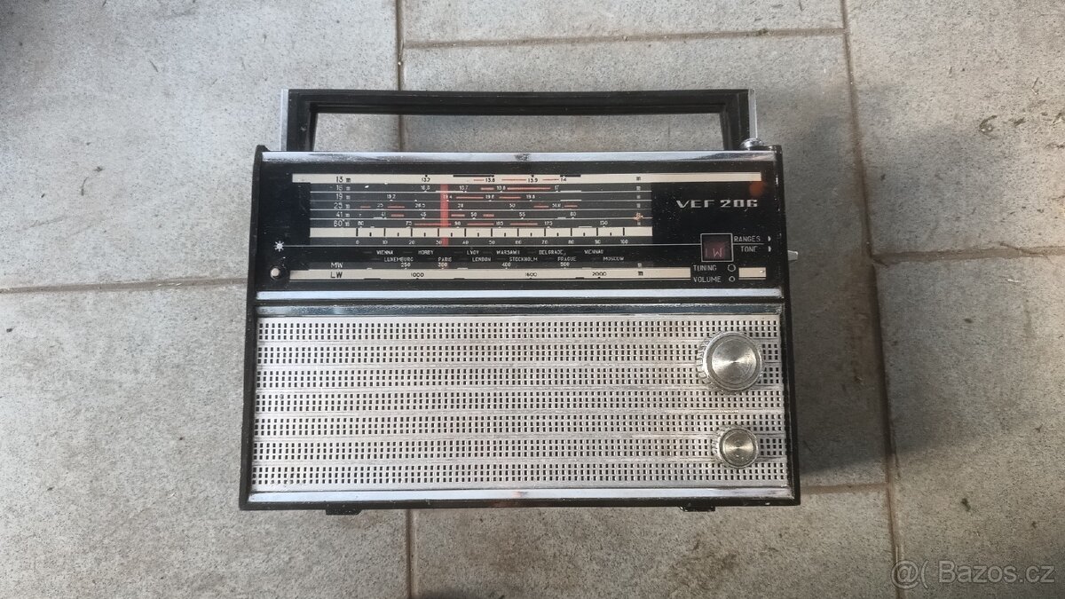 Radio VEF204 a VEF206