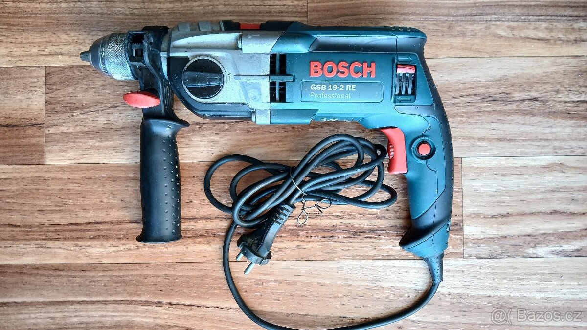 Příklepová vrtačka Bosch