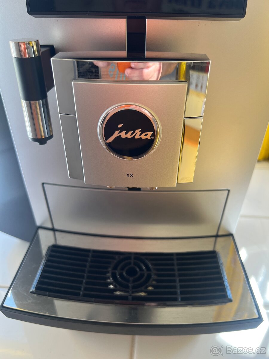 Jura X8