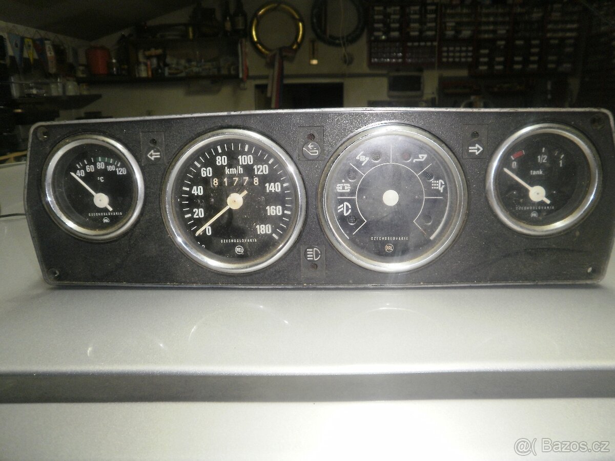 Budíky škoda 105/120 první modely