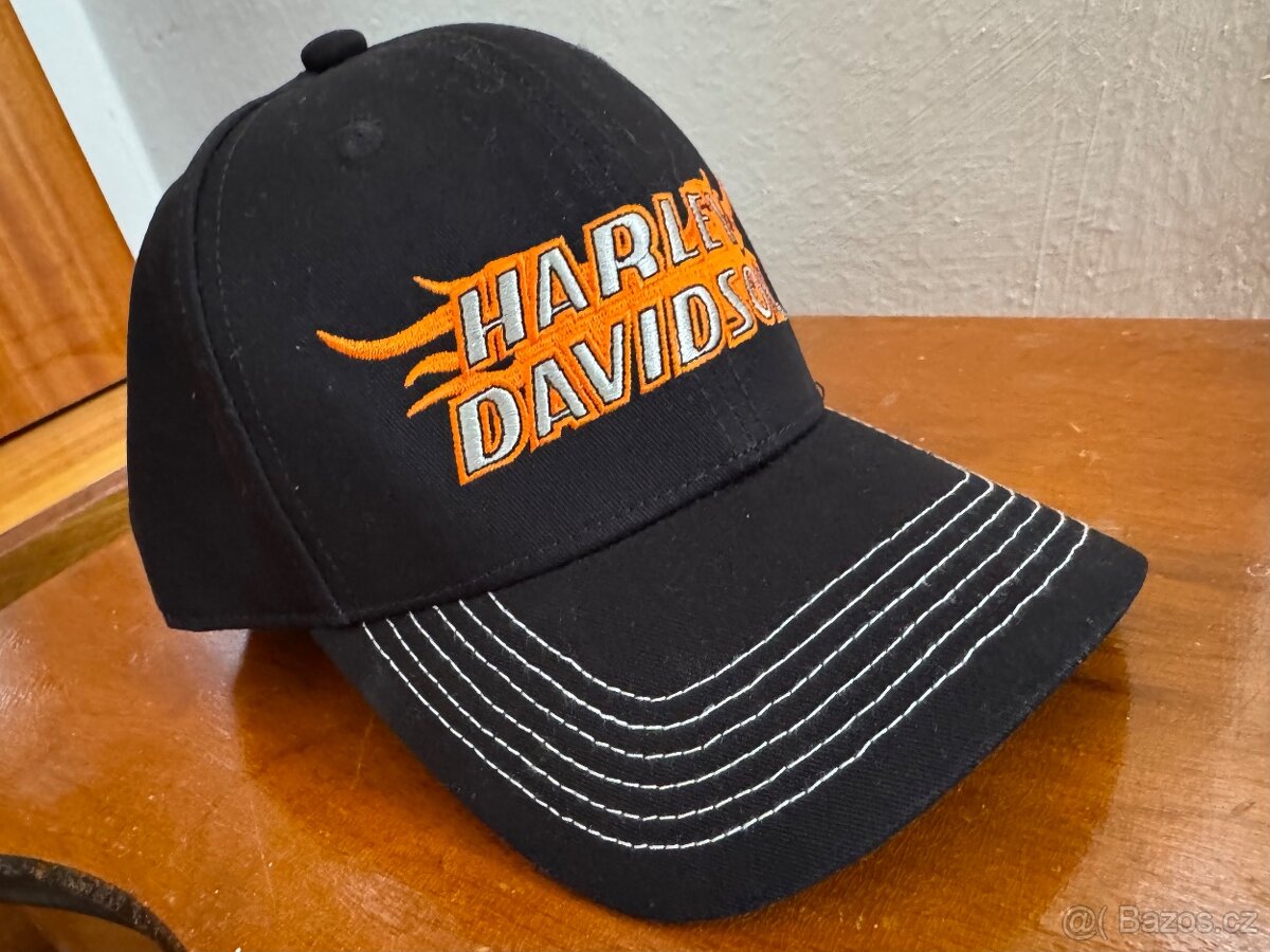Černá kšiltovka nápis Harley Davidson