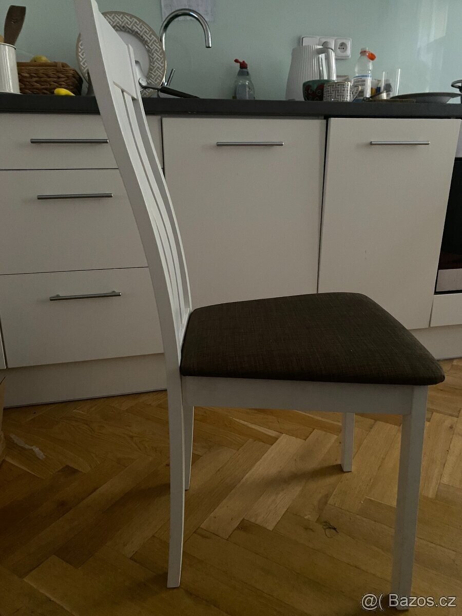 Kuchynská židle, kancelárska židle