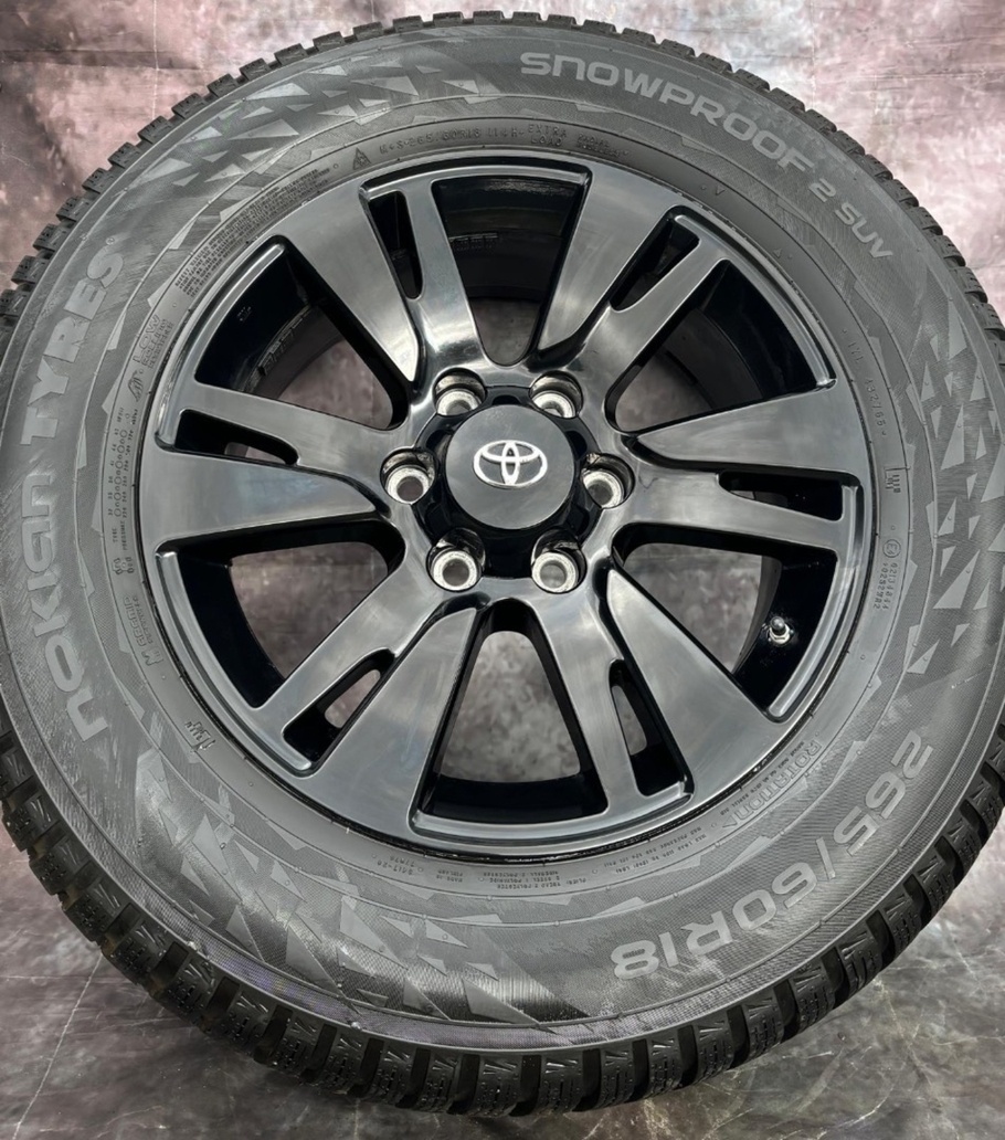 Zimní sada Toyota Land Cruiser F150 265/60R18 Black