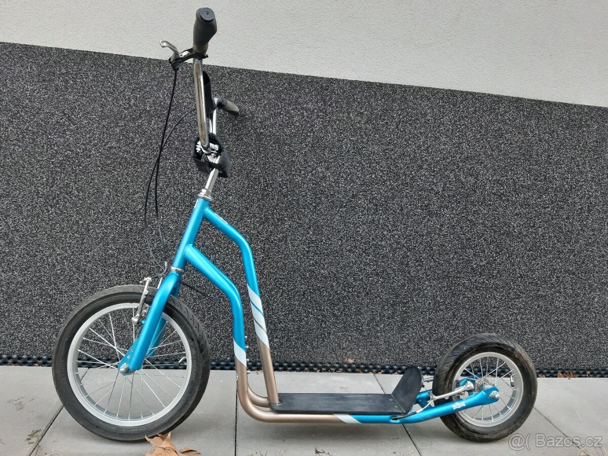 Koloběžka Yedoo City