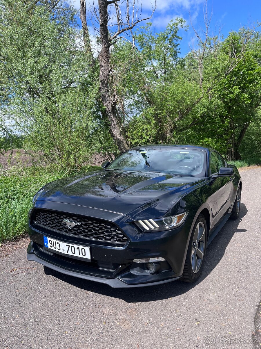 Ford Mustang, 3.7, V6, manuál