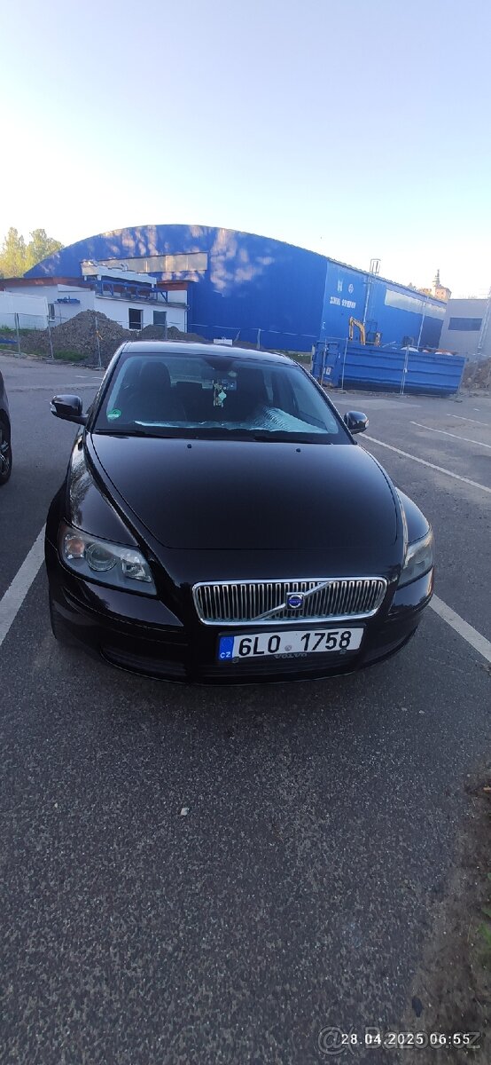Volvo V50