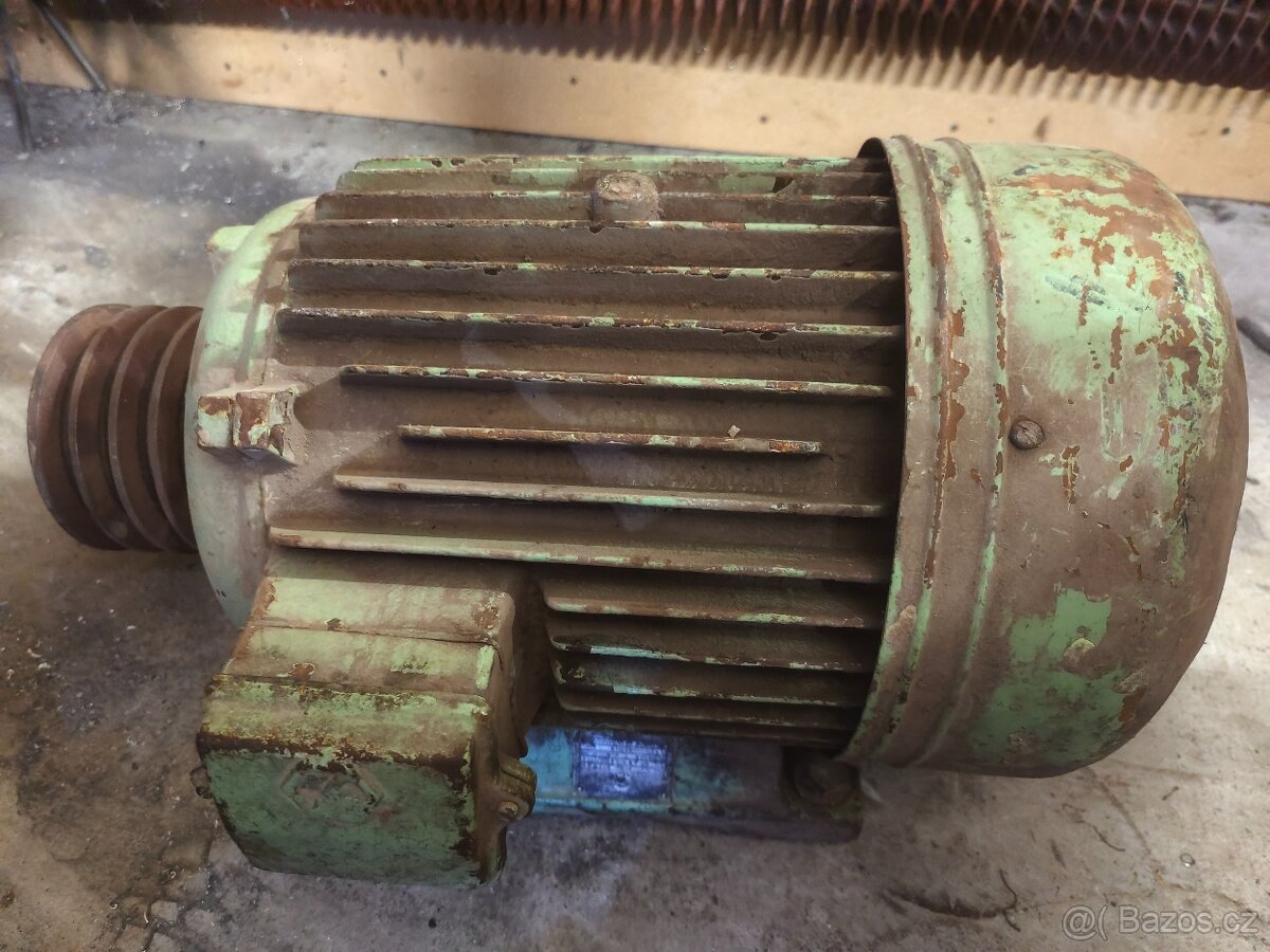 Elektromotor 7kw patkový 1420 ot. 3f