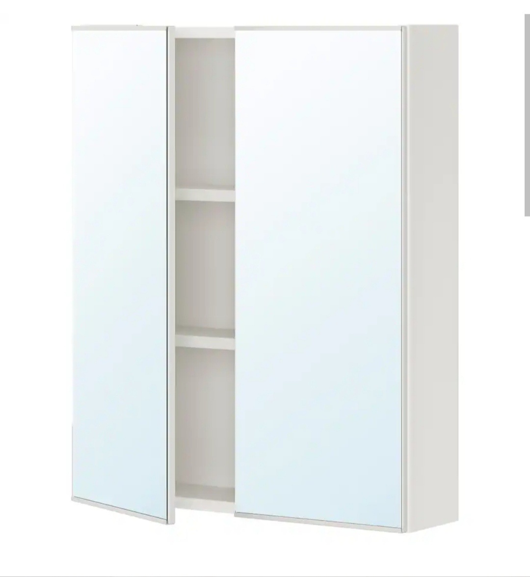 Koupelnová zrcadlová skříňka IKEA