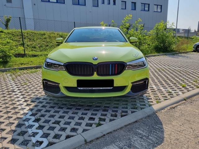 BMW 540i xDrive Individual Performance