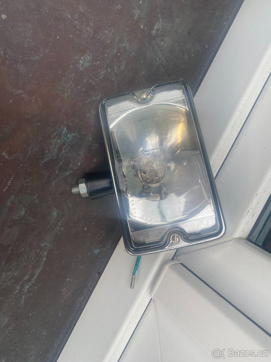 Svetlo na auto,motorku