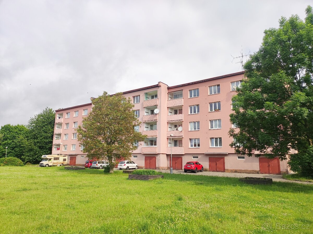 Prodám byt 2+1 s lodžií,67m, Gagarinova, Sokolov